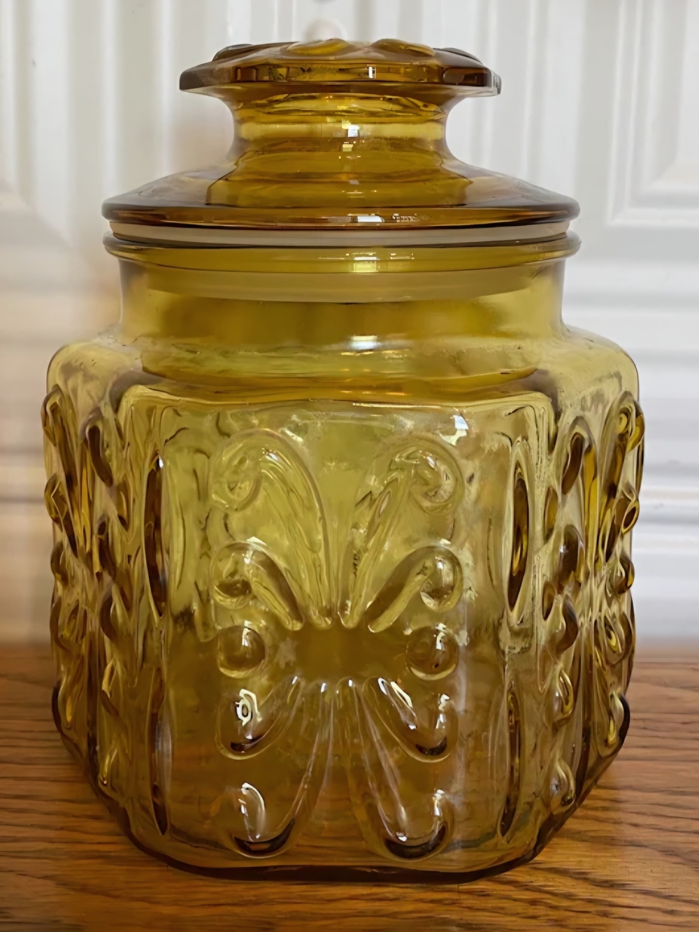 Vintage Federal Glass Atterbury Scroll Show Off Amber Canister Jar With Lid